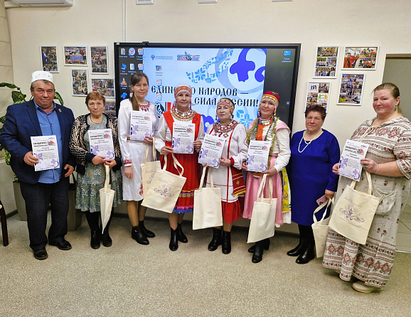 БИБЛИОНОЧЬ - 2026 зажгла огонь дружбы в центральной библиотеке!